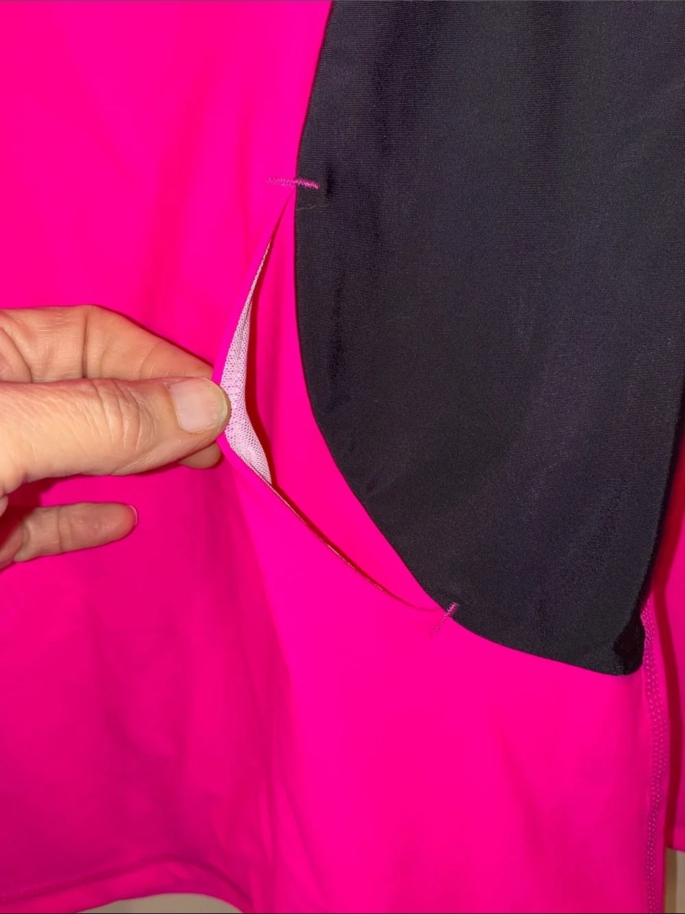 NWT Women's Hot Pink Swim Coverup Rash Guard with Black Panels Two Front Pockets